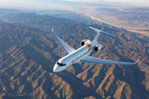 Bombardier Global 7500 private jet flying long range route between New York and Dubai