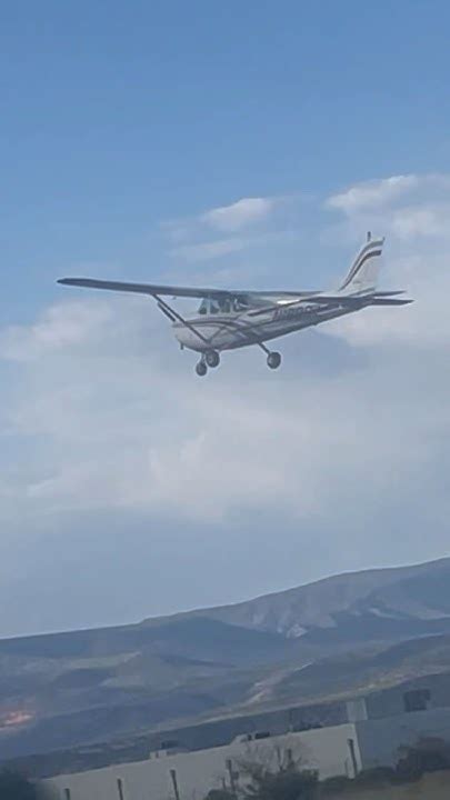 Cessna 172 departing from humid high-altitude airport under heat stress conditions
