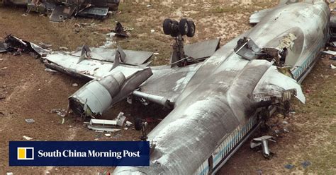 China Airlines MD-11 overturned after crosswind landing accident