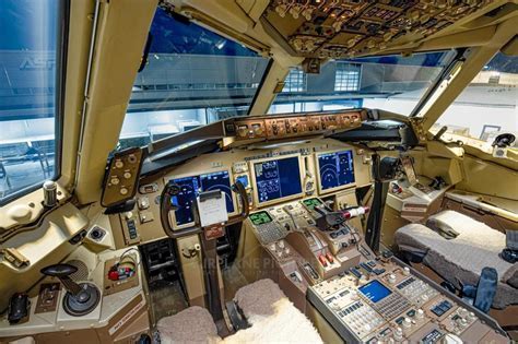 cockpit view of boeing 767 pre-takeoff at zurich airport