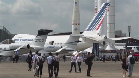 DA36 E-Star debuted at the Paris Air Show in 2011