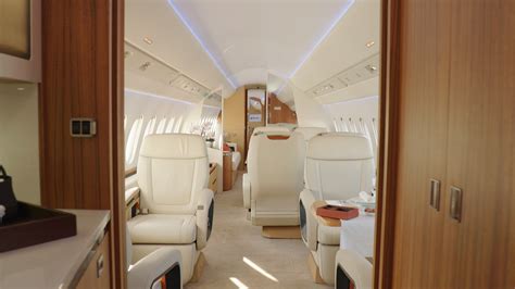 Why Private Jet Windows Are Larger, Smarter, and More Luxurious Than ...