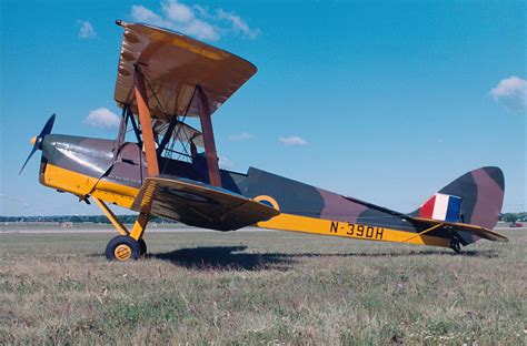 De Havilland DH 82A Tiger Moth in commercial flight