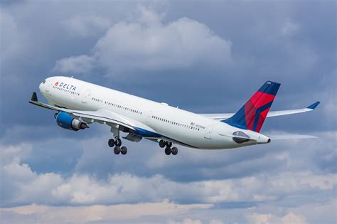 delta air lines branded interior showcasing inflight streaming and tech enhancements during ces week