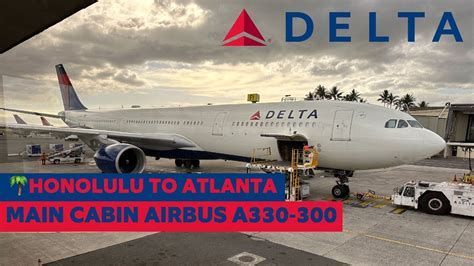 delta airbus a330 arriving in honolulu from atlanta