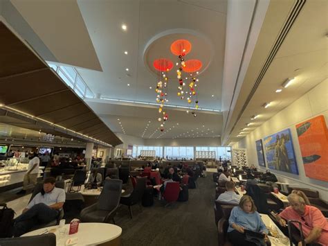 delta travelers at lounge