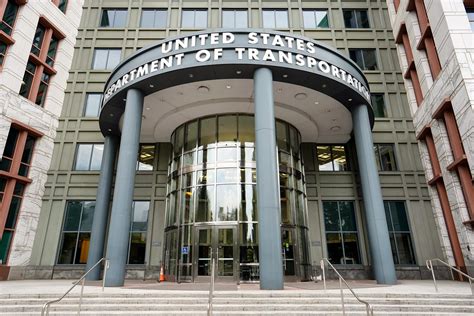 Department of Transportation passenger rights travel assistance website