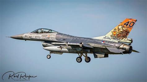 dutch f-16 orange tail stripes