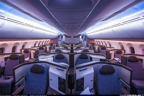 el al boeing 787 dreamliner business class cabin