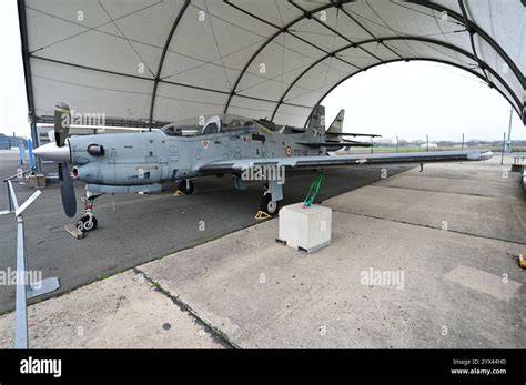 Embraer EMB 312 Tucano military trainer aircraft turboprop airplane