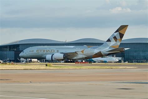 Etihad Airways Airbus A380 London Heathrow Abu Dhabi route