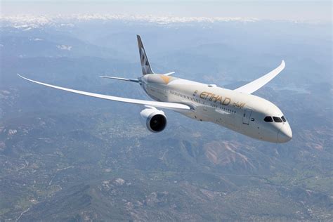 Etihad Airways fleet lineup including A350-1000 Boeing 787 and Airbus A380