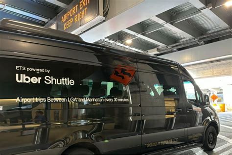 ets shuttle bus between ewr and jfk airports