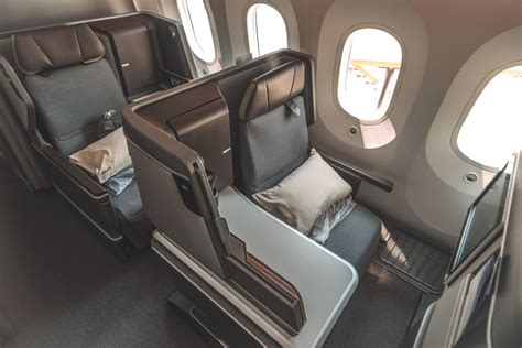 EVA Air 60-inch seat pitch Royal Laurel Class Boeing 787-9 business class footwell