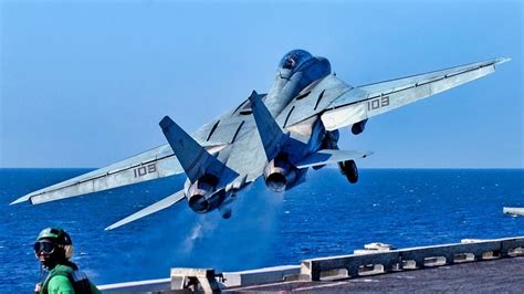 F-14 Tomcat featured in Top Gun carrier launch scene