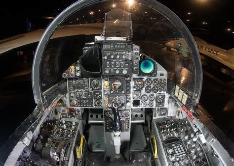f-15 cockpit and avionics display
