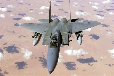 f-15-eagle-air-superiority-fighter-on-flight