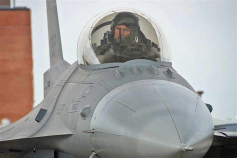 f-16 canopy exterior