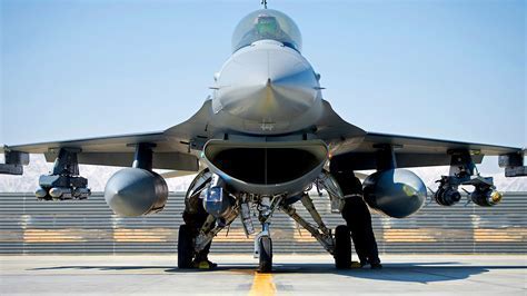 f-16 combat loadout