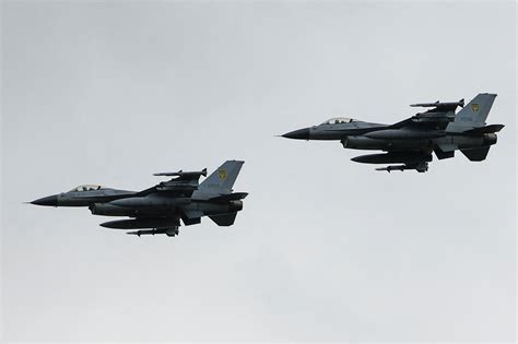 f-16 combat training for Ukraine