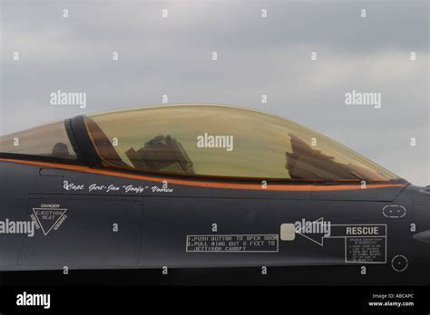 f-16 gold-tinted canopy