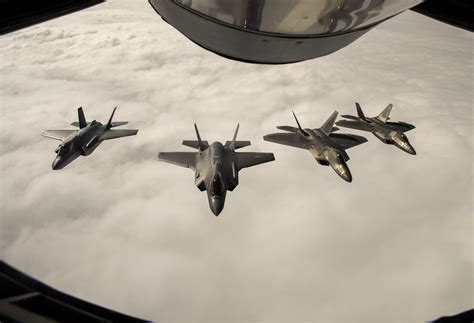 f-22 in dogfight training exercise