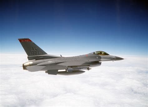 f16 combat training
