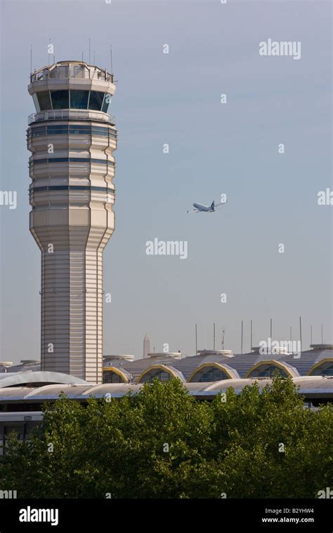 FAA air traffic control tower at Ronald Reagan Washington National Airport