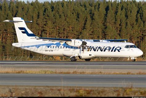 Finnair ATR 72 in original 1989 livery at Helsinki Airport