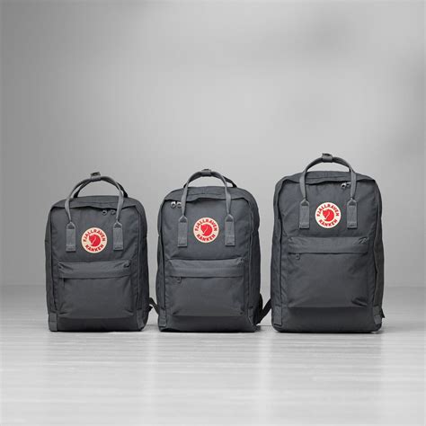 Fjällräven Kånken Laptop 15″ personal item backpack packed and unzipped