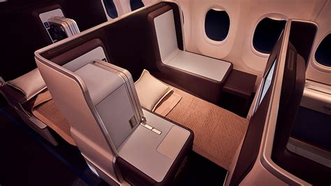 flydubai Boeing 737 MAX Thompson Vantage throne seat business class