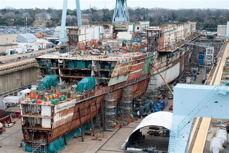 Ford class aircraft carrier internal reactor and power systems