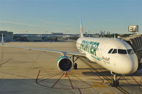 Frontier Airlines Airbus A320neo landing at Philadelphia International Airport
