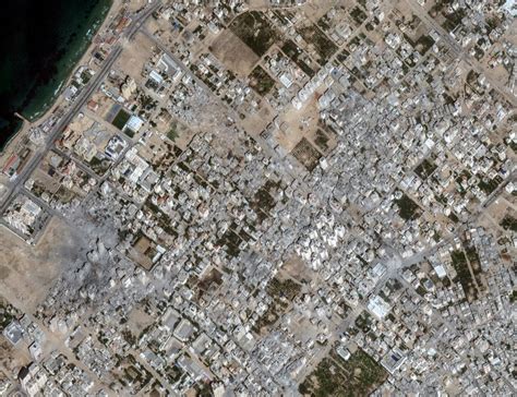 Gaza residents fleeing drone strike aftermath in Beit Lahia