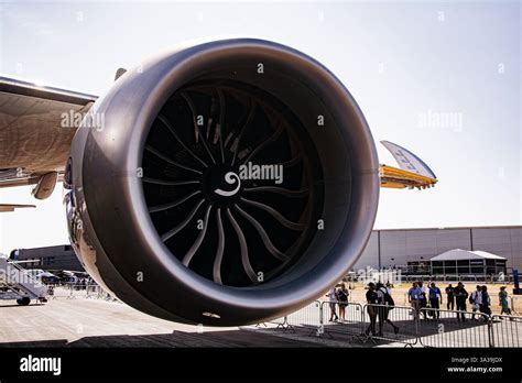GE9X Boeing 777X engine massive fan and turbine core engineering