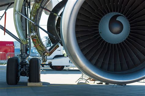General Electric CF6 widebody turbofan engine early commercial aviation development