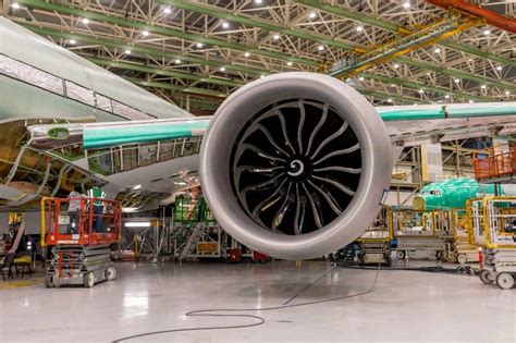 general electric ge9x engine on boeing 777x wing