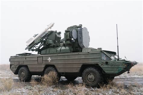Gravehawk containerized air defense launcher using R-73 missiles