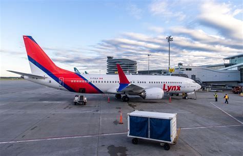 grounded Lynx Air fleet at Calgary Airport post-announcement of operational suspension