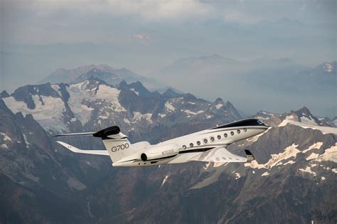 Gulfstream G700 G800 Canada certification Bombardier trade dispute 2026