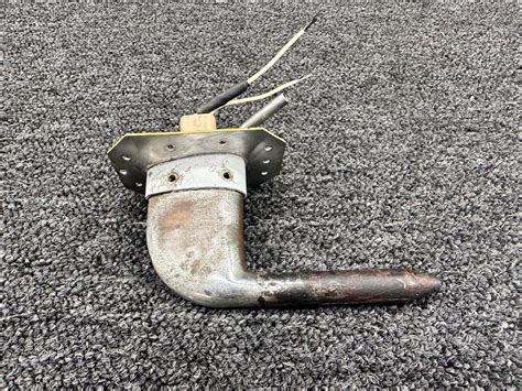 heated pitot tube installed on the nose of a commercial jetliner