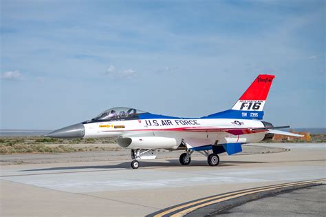 Hillaker F-111