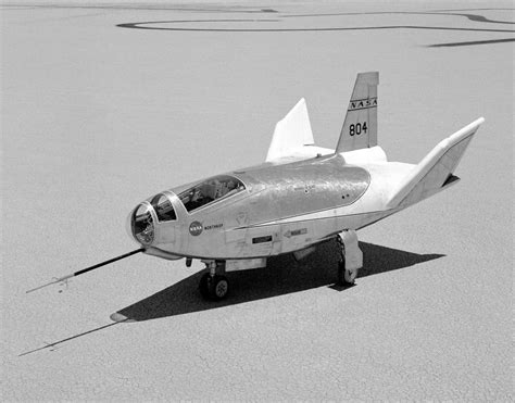 HL-10 lifting body experimental aircraft rocket powered NASA USAF test flight