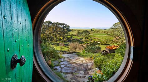 hobbiton movie set tour