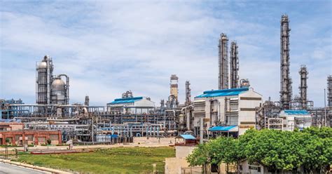 Indian refinery processing Middle East crude in Gujarat industrial zone