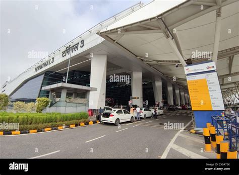 indira gandhi international airport delhi terminal with air india aircraft