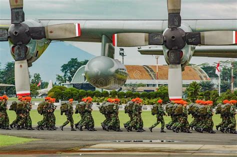 Indonesian Air Force personnel inspecting mixed fighter fleet during regional joint exercise