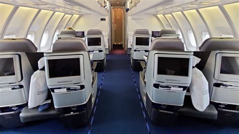 Interior of Lufthansa Boeing 747-400 Business Class on upper deck