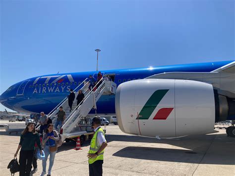 ITA Airways pilots disembarking after long-haul mission from Rome to Dubai