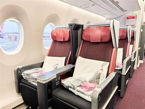 Japan Airlines Airbus A350 premium economy seats